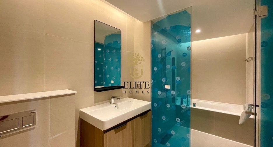 À vendre 3 chambres condo à Watthana, Bangkok