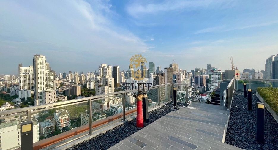 À vendre 3 chambres condo à Watthana, Bangkok