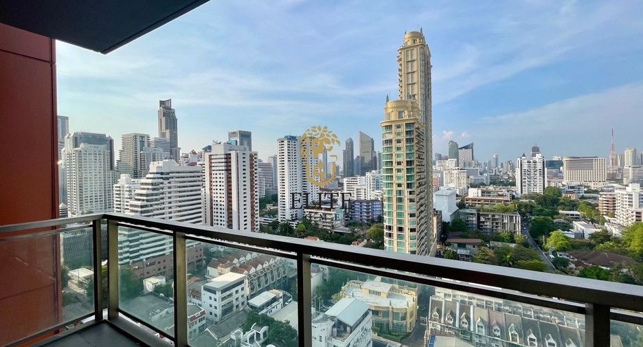 À vendre 3 chambres condo à Watthana, Bangkok