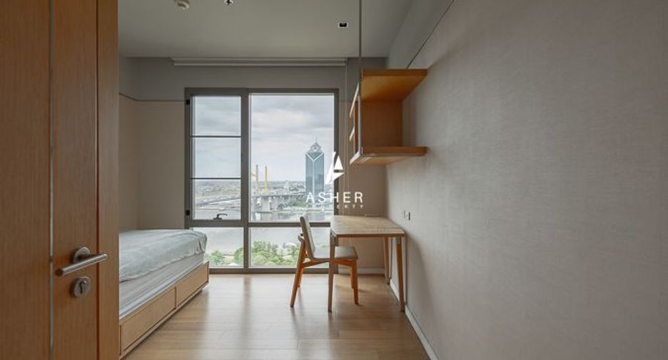 À vendre 3 chambres condo à Yan Nawa, Bangkok