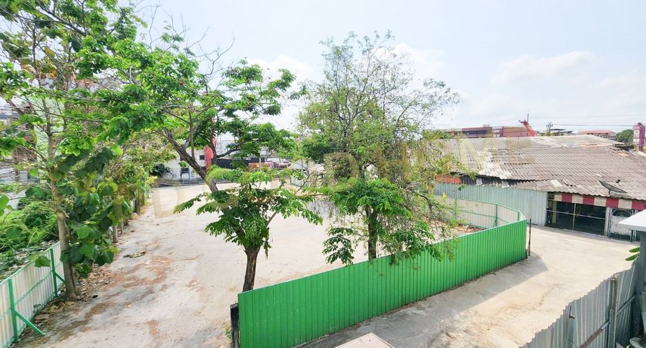 For sale 2 bedrooms house in Bang Khun Thian, Bangkok