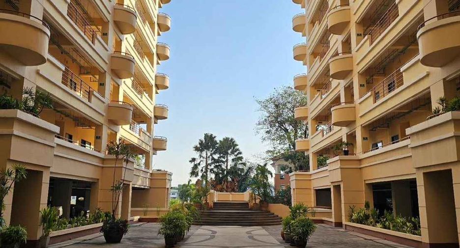 Condo en venta de 6 habitaciones en Mueang Pathum Thani, Pathum Thani