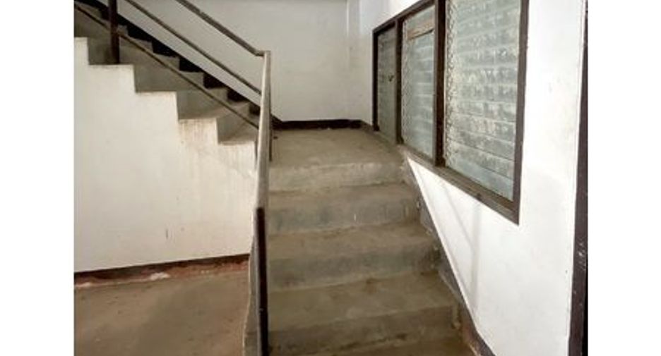 Local comercial en venta en Suan Phueng, Ratchaburi