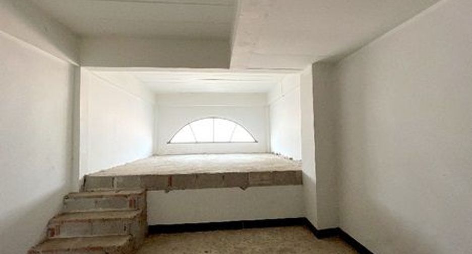 Local comercial en venta en Suan Phueng, Ratchaburi