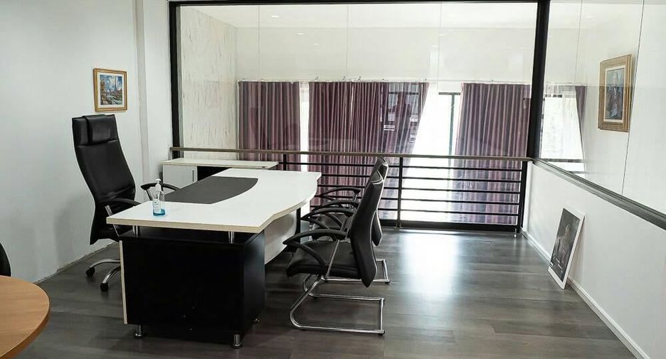 For rent 4 bed retail Space in Bang Phli, Samut Prakan