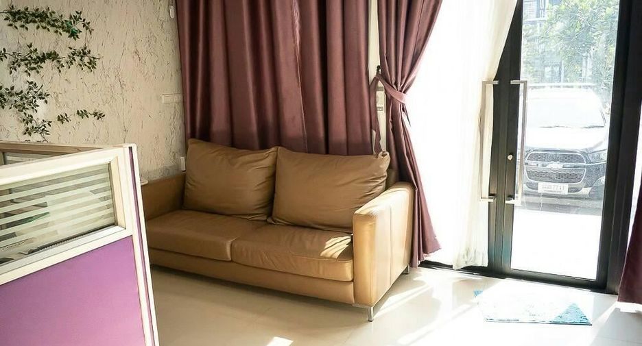 For rent 4 bed retail Space in Bang Phli, Samut Prakan