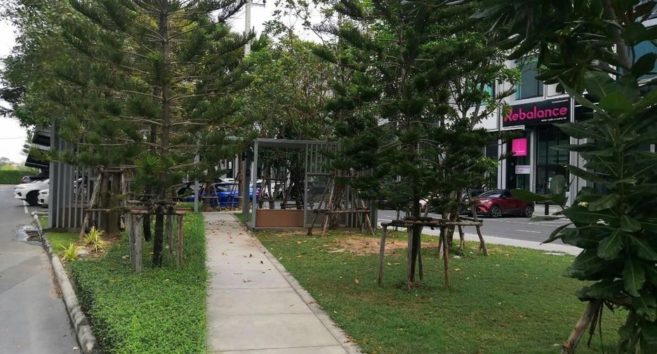 For rent 4 bed retail Space in Bang Phli, Samut Prakan