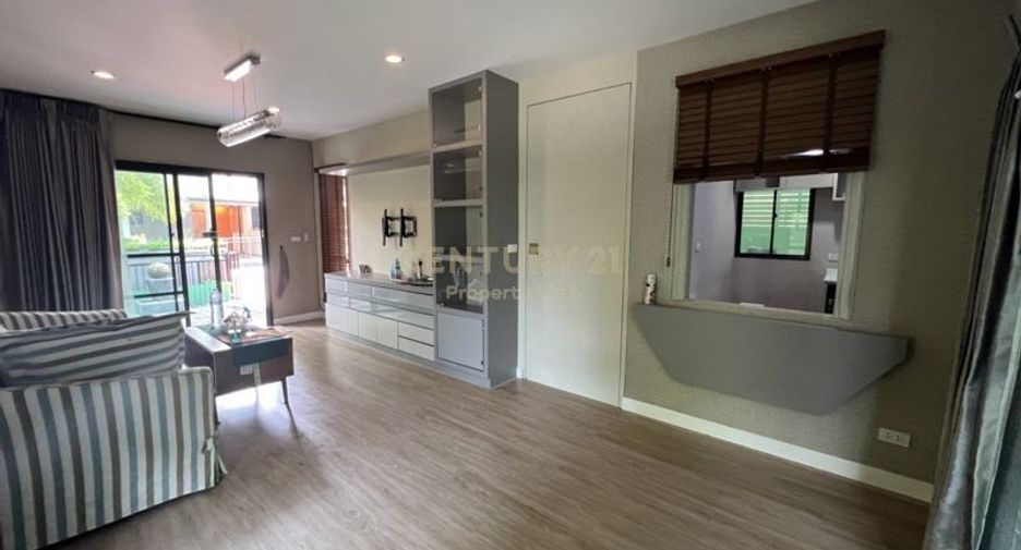 For sale 3 bedrooms house in Prawet, Bangkok