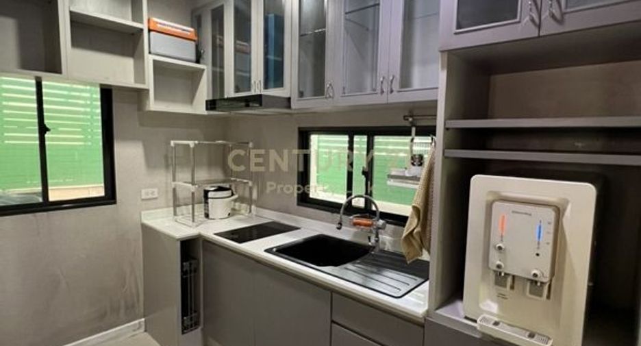 For sale 3 bedrooms house in Prawet, Bangkok
