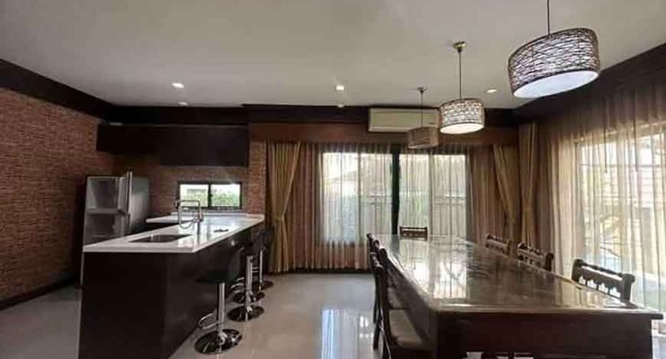 For rent 4 bedrooms house in San Sai, Chiang Mai