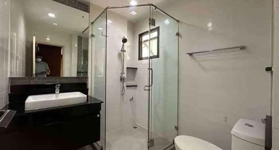 For rent 4 bedrooms house in San Sai, Chiang Mai