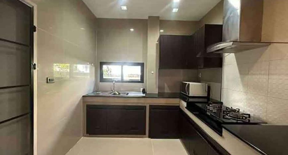 For rent 4 bedrooms house in San Sai, Chiang Mai