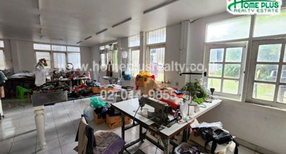 For sale land in Bang Phlat, Bangkok