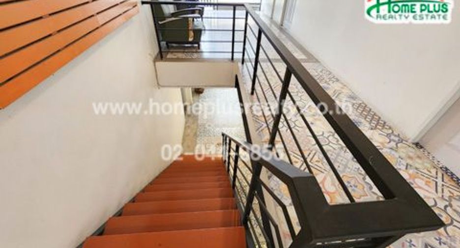 For sale land in Bang Phlat, Bangkok