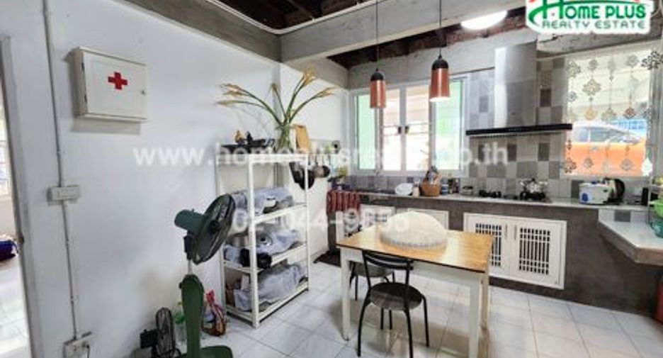 For sale land in Bang Phlat, Bangkok