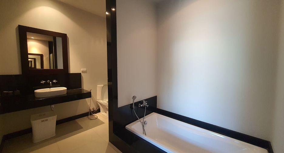 For sale 2 bedrooms villa in Mueang Phuket, Phuket