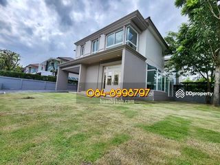 For sale 4 Beds house in Thawi Watthana, Bangkok