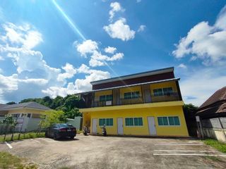 出售 6 卧室 公寓式住宅 在 塔朗, 普吉