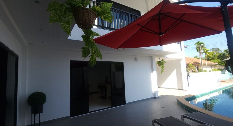 For sale 4 bed villa in Mueang Rayong, Rayong