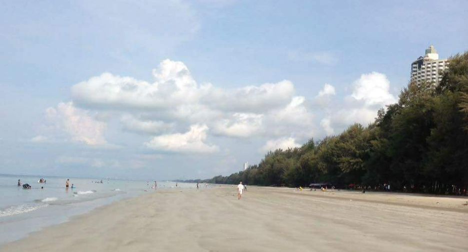 For sale 4 bed villa in Mueang Rayong, Rayong