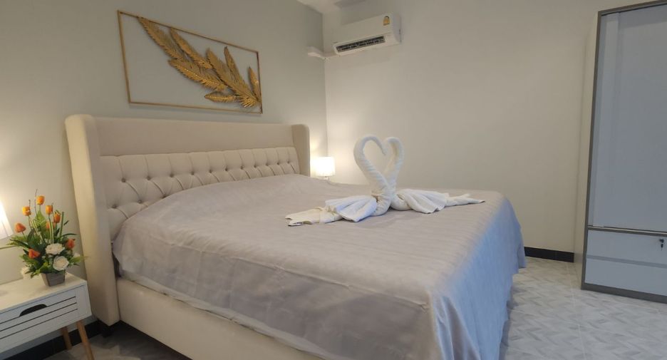 For sale 4 bed villa in Mueang Rayong, Rayong