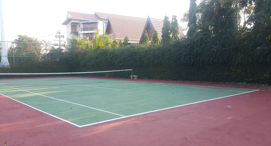 For sale 4 bed villa in Mueang Rayong, Rayong