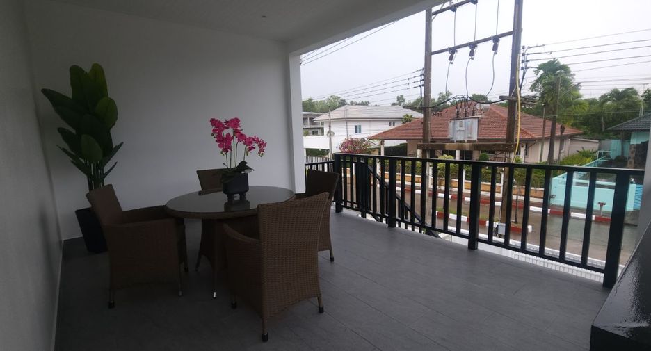 For sale 4 bed villa in Mueang Rayong, Rayong
