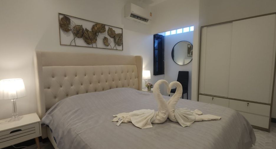 For sale 4 bed villa in Mueang Rayong, Rayong