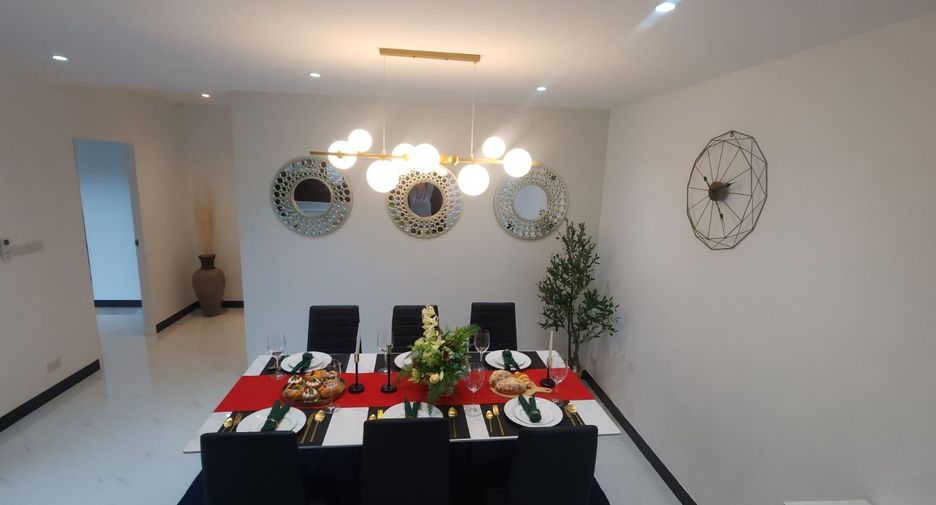 For sale 4 bed villa in Mueang Rayong, Rayong