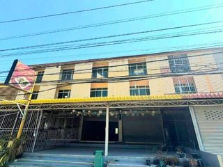For sale 2 bed retail Space in Mueang Ang Thong, Ang Thong