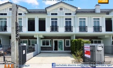 For sale 3 ベッドルーム townhouse in Bang Phli, Samut Prakan