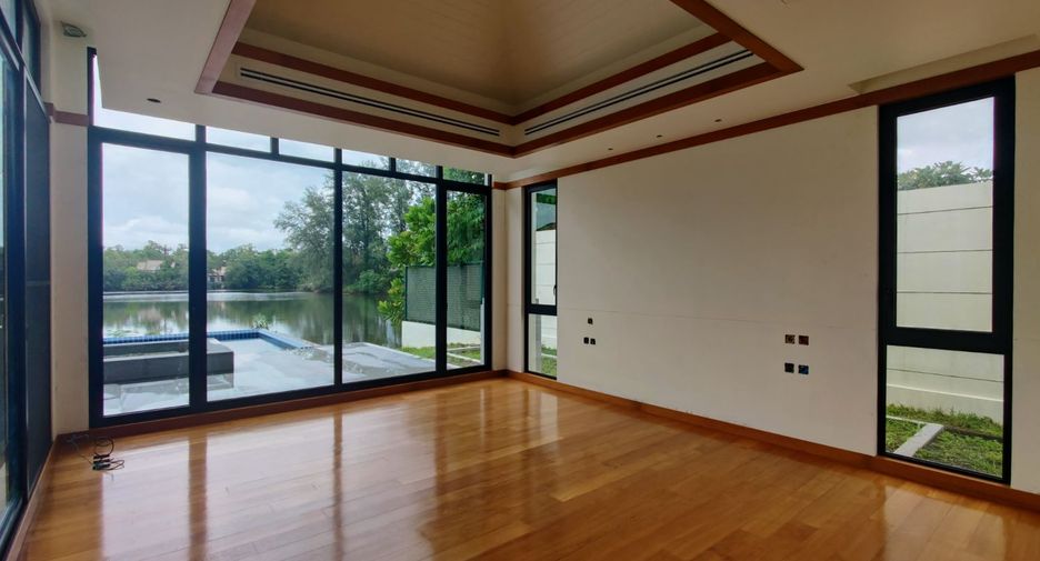 For sale 5 bedrooms villa in Thalang, Phuket