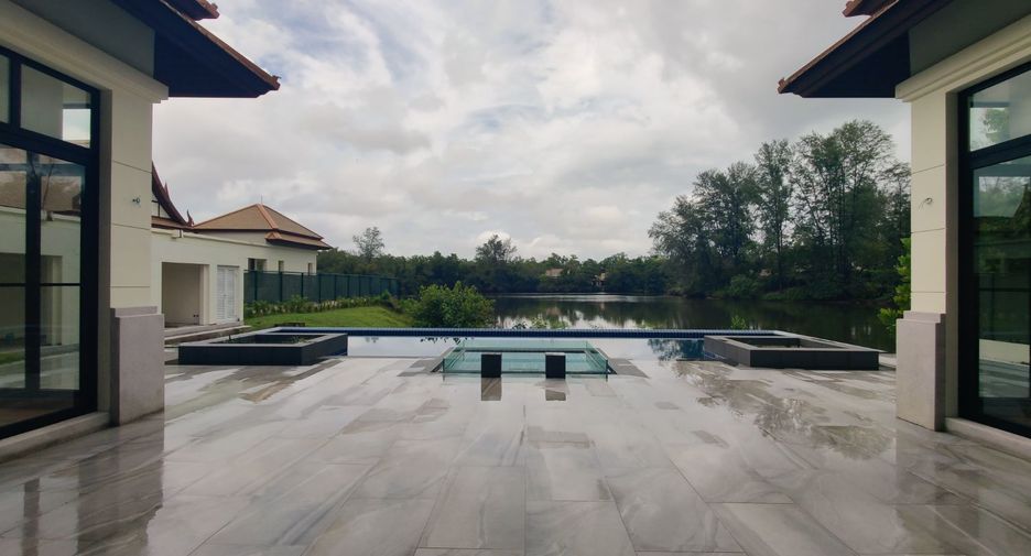 For sale 5 bedrooms villa in Thalang, Phuket