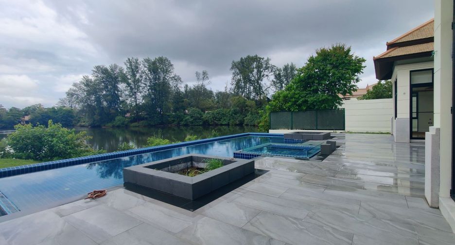 For sale 5 bedrooms villa in Thalang, Phuket