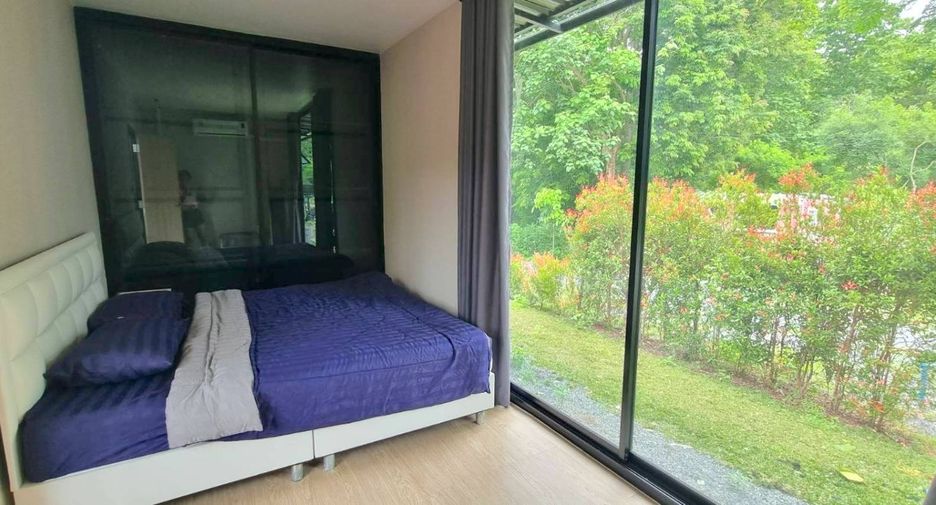 Local comercial en venta de 4 habitaciones en San Kamphaeng, Chiang Mai