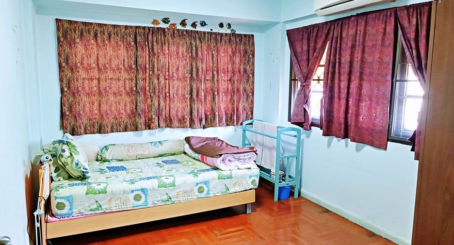 For rent and for sale 3 bed house in Mueang Pathum Thani, Pathum Thani