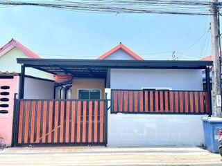 For sale 2 Beds townhouse in Nong Chok, Bangkok