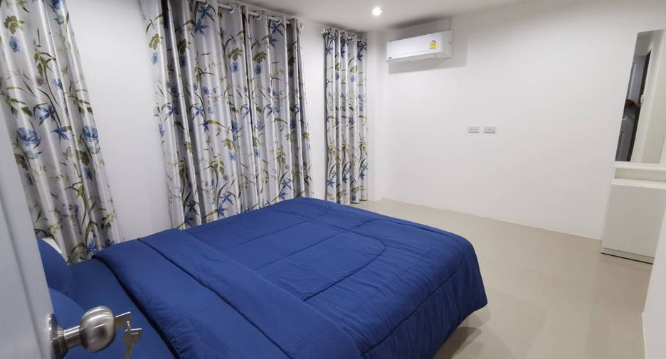 For sale 8 bedrooms townhouse in Bang Lamung, Chonburi