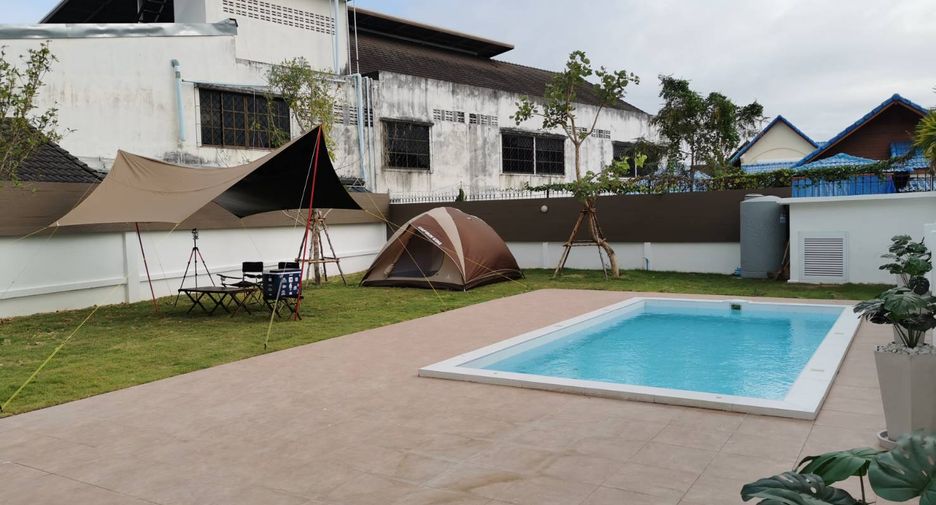 For sale 8 bedrooms townhouse in Bang Lamung, Chonburi