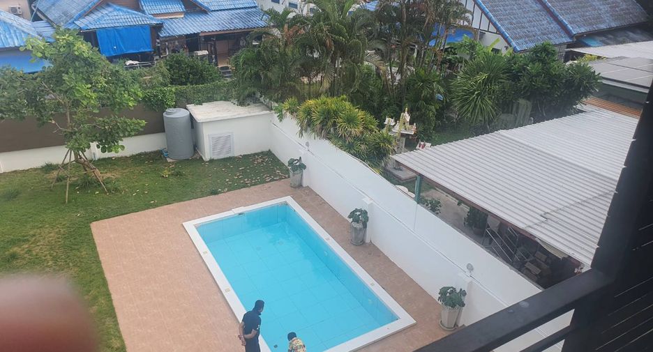 For sale 8 bedrooms townhouse in Bang Lamung, Chonburi
