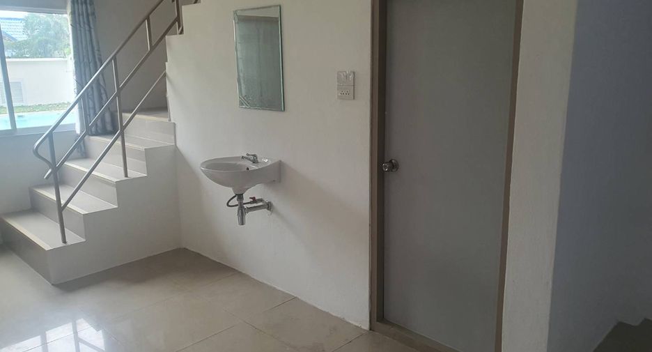 For sale 8 bed townhouse in South Pattaya, Pattaya