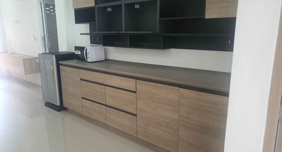 For sale 8 bedrooms townhouse in Bang Lamung, Chonburi