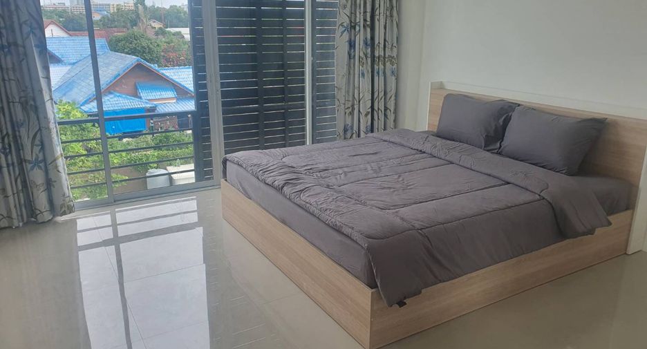 For sale 8 bedrooms townhouse in Bang Lamung, Chonburi