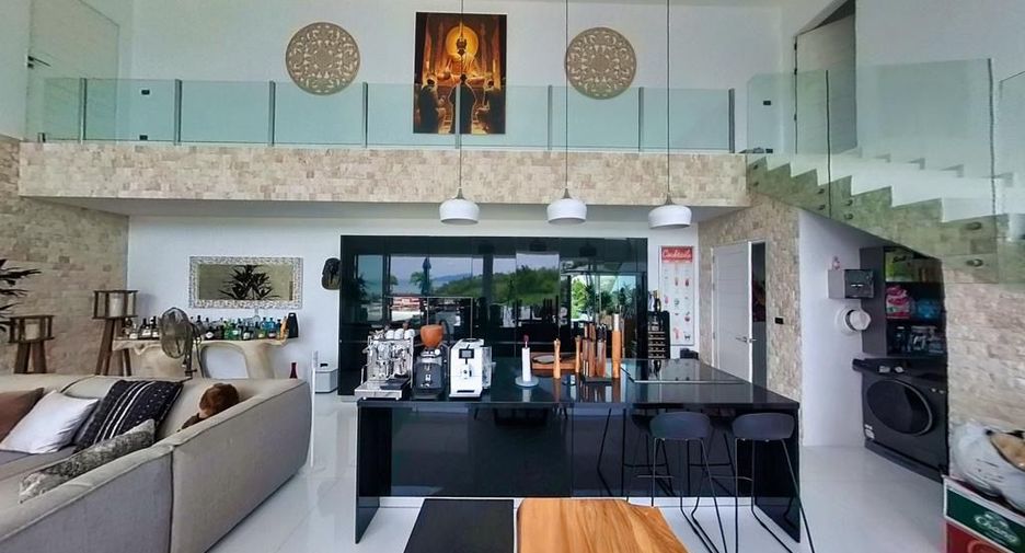 For sale 4 bedrooms villa in Ko Samui, Surat Thani