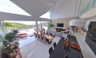 For sale 4 bedrooms villa in Ko Samui, Surat Thani