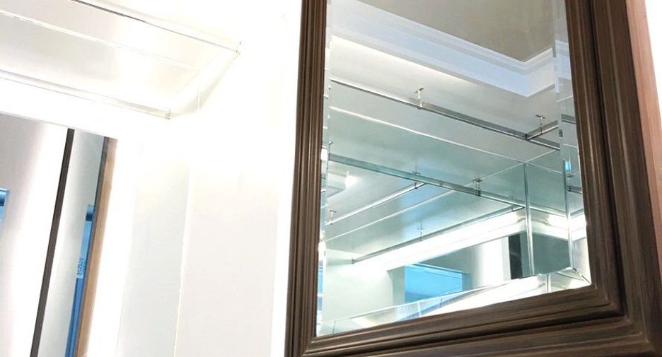 For rent and for sale 2 bedrooms condo in Khlong Toei, Bangkok