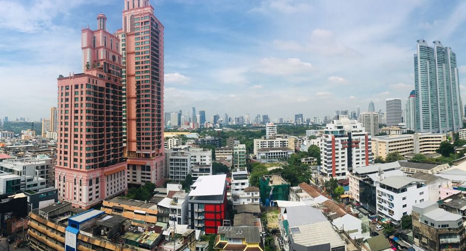 For rent and for sale 2 bedrooms condo in Khlong Toei, Bangkok