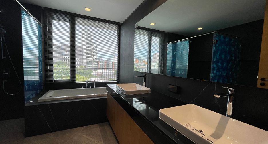 Apartment zur Miete mit 3 Zimmer in Watthana, Bangkok
