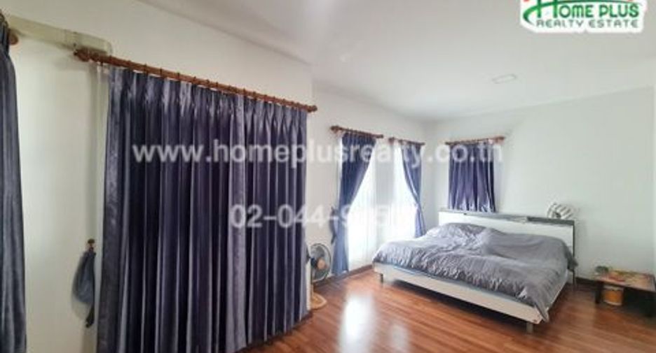 For sale 3 bedrooms house in Bang Bo, Samut Prakan