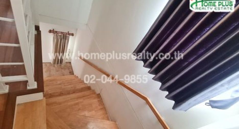 For sale 3 bedrooms house in Bang Bo, Samut Prakan